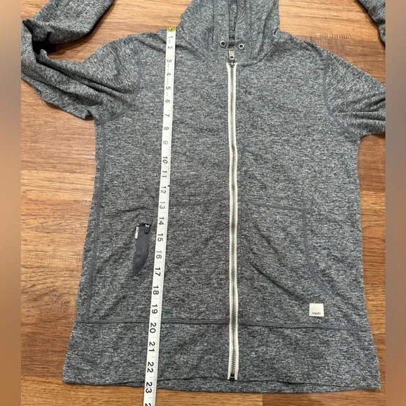 vuori halo performance full-zip hoodie size XS - Picture 13 of 14